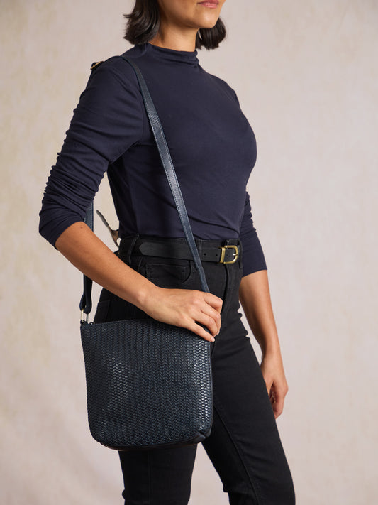 Wreay Cross Body Bag