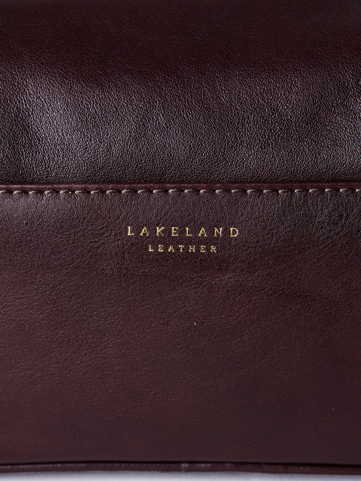 Storrs Leather Washbag