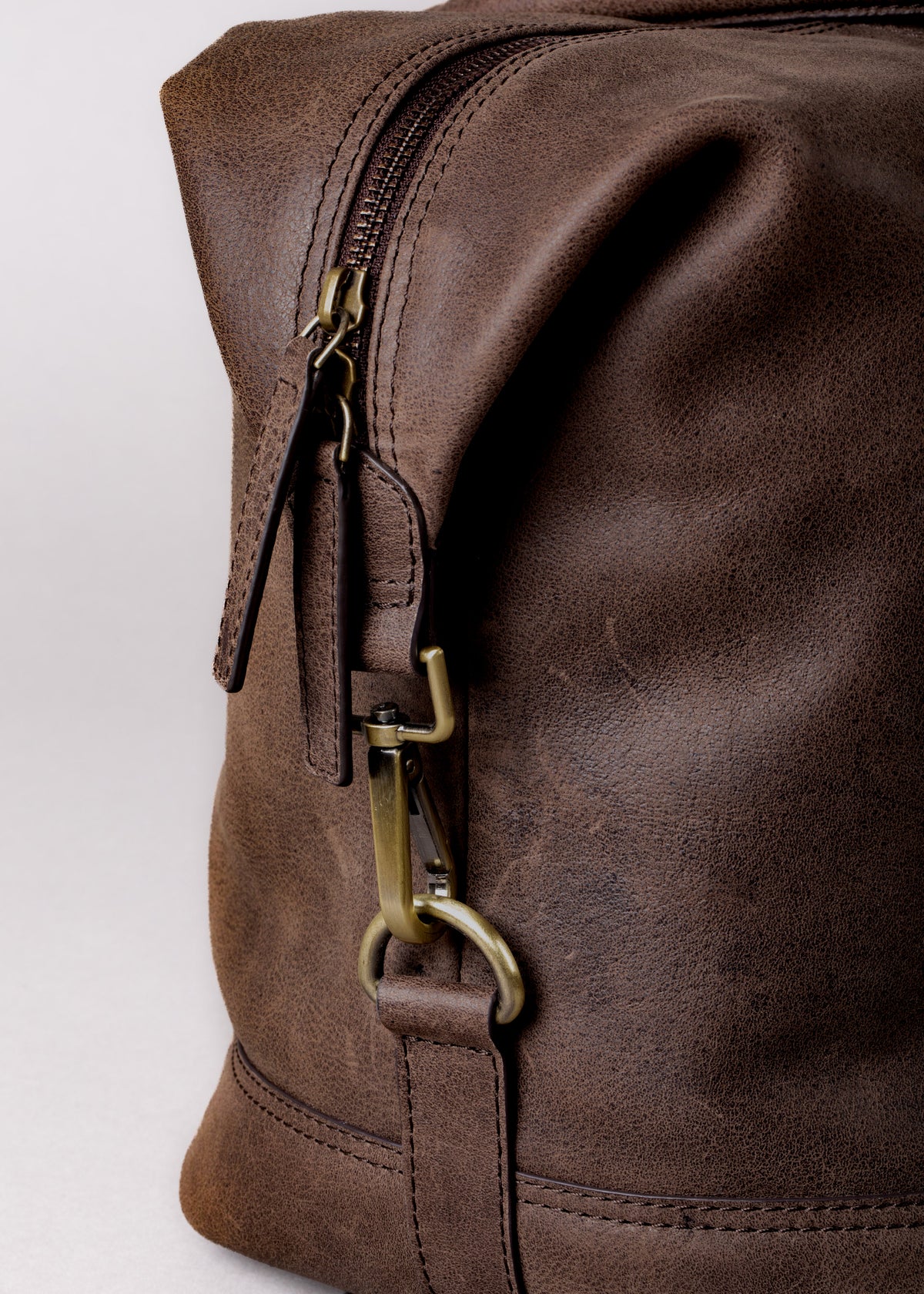 Hutton Medium Leather Holdall