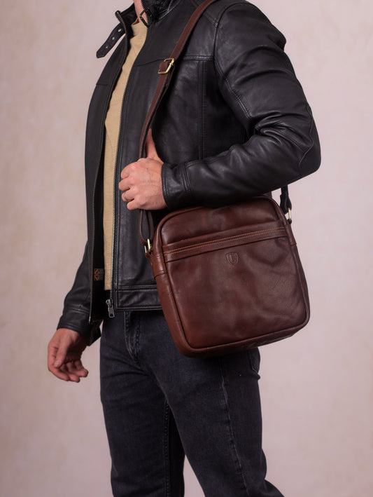 Keswick Small Leather Messenger Bag