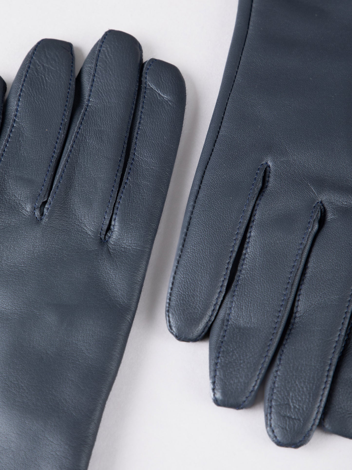 Beatrice II Button Detail Gloves