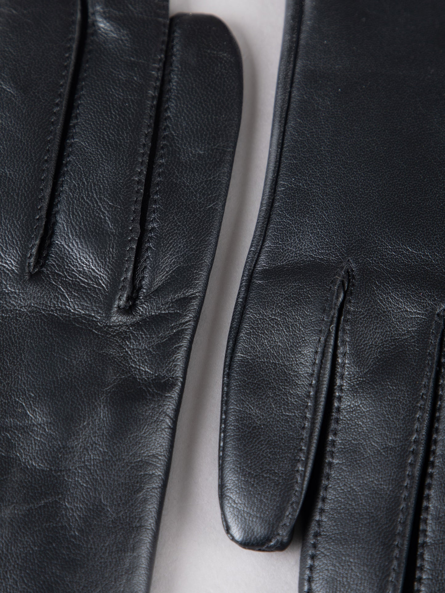 Beatrice II Button Detail Gloves