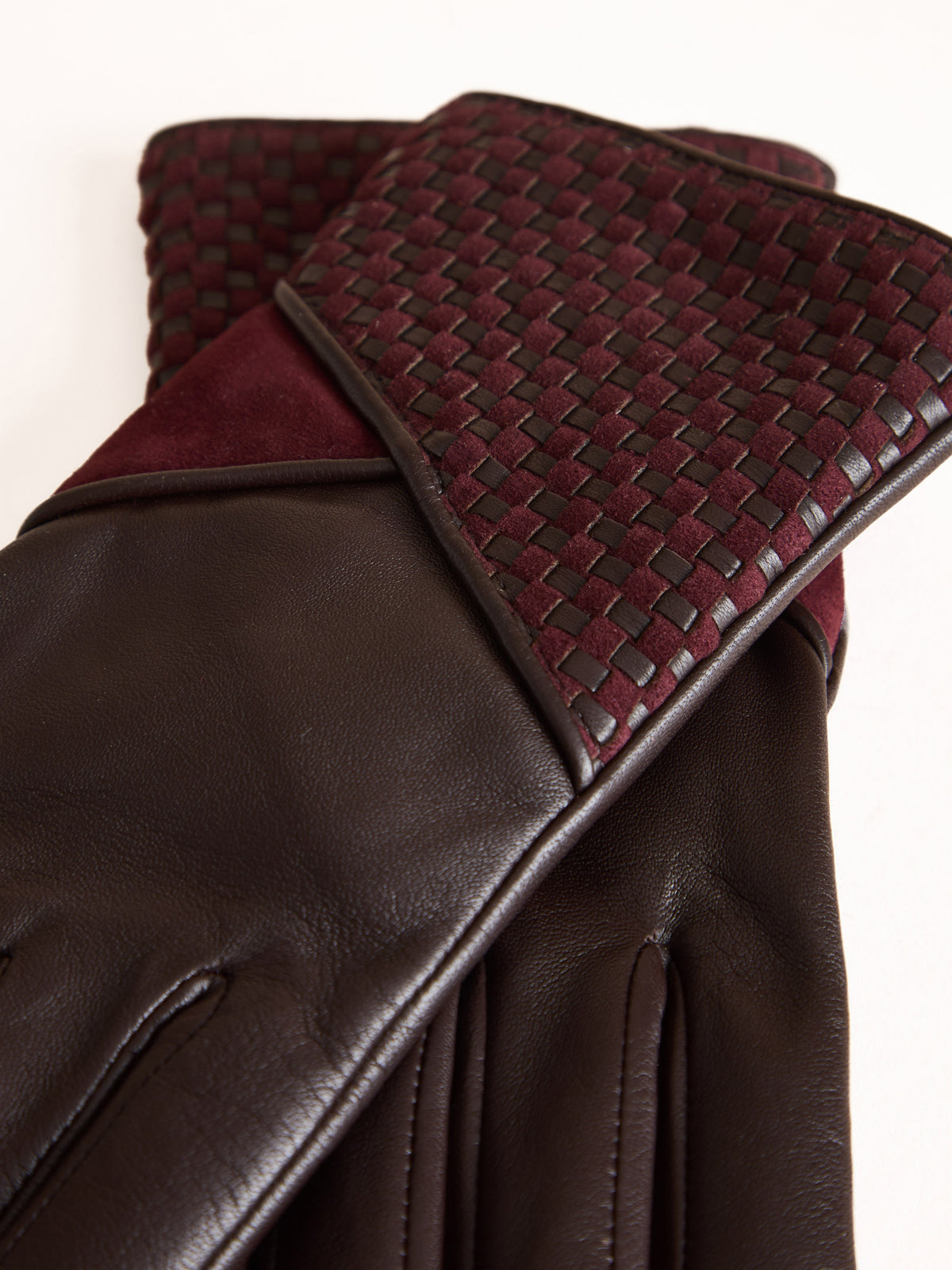 Skelton Suede Gloves