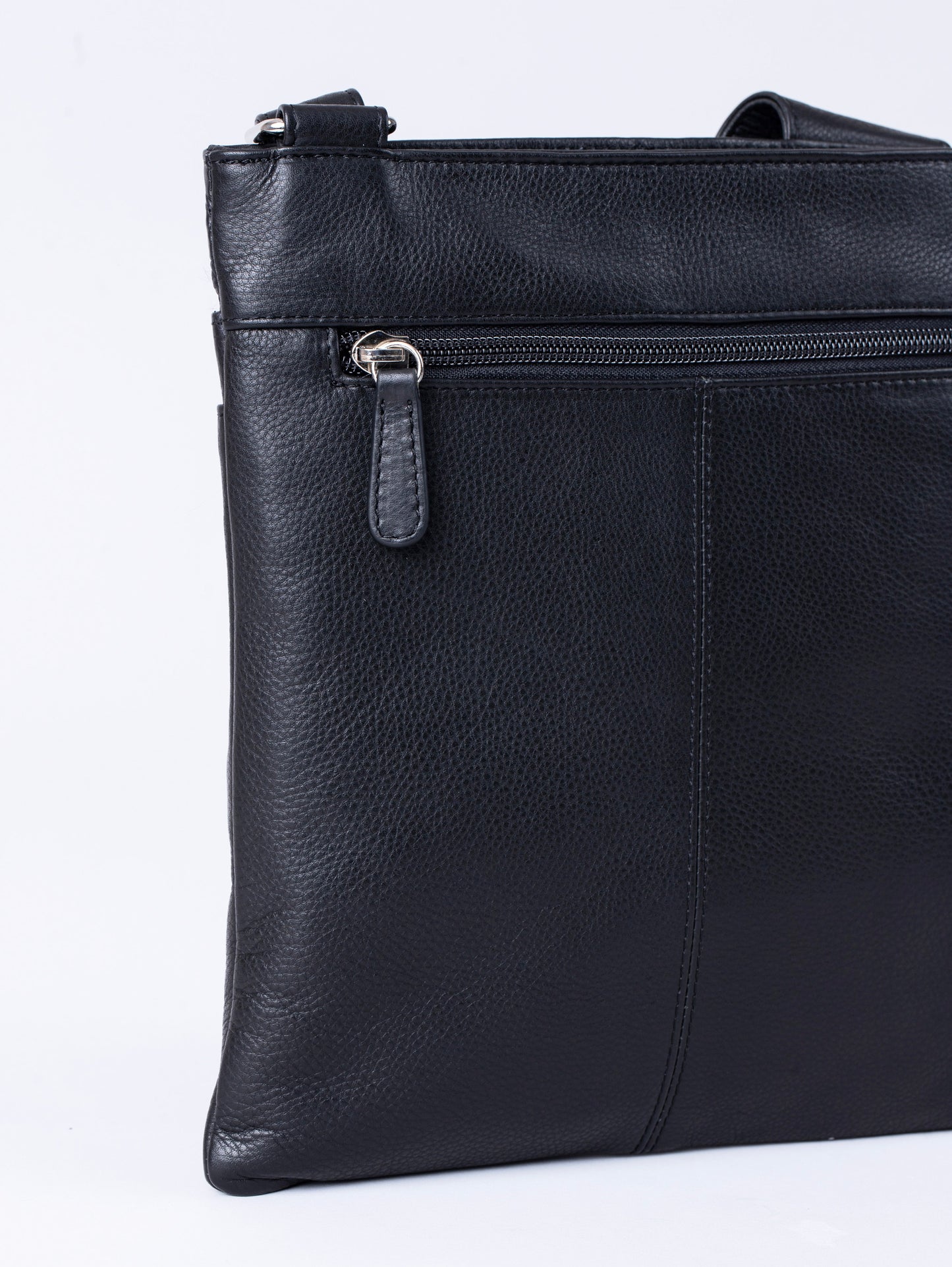 Allerdale Leather Cross Body Bag