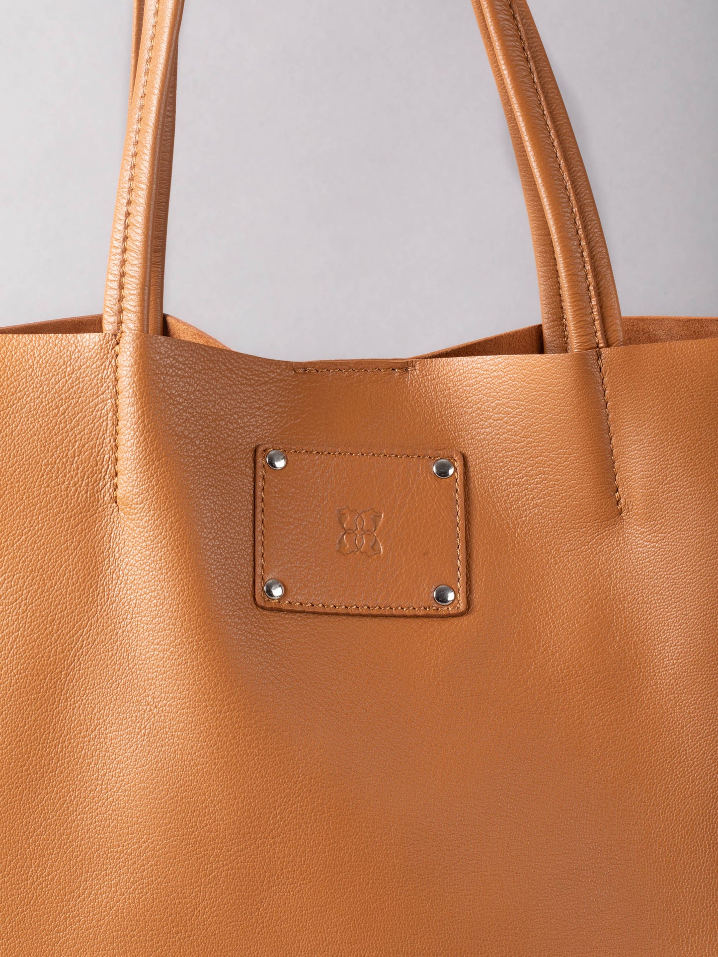 Tarn Leather Tote Bag