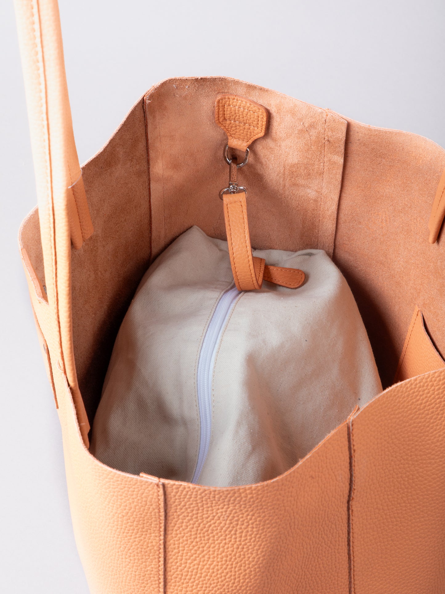 Tarn Leather Tote Bag