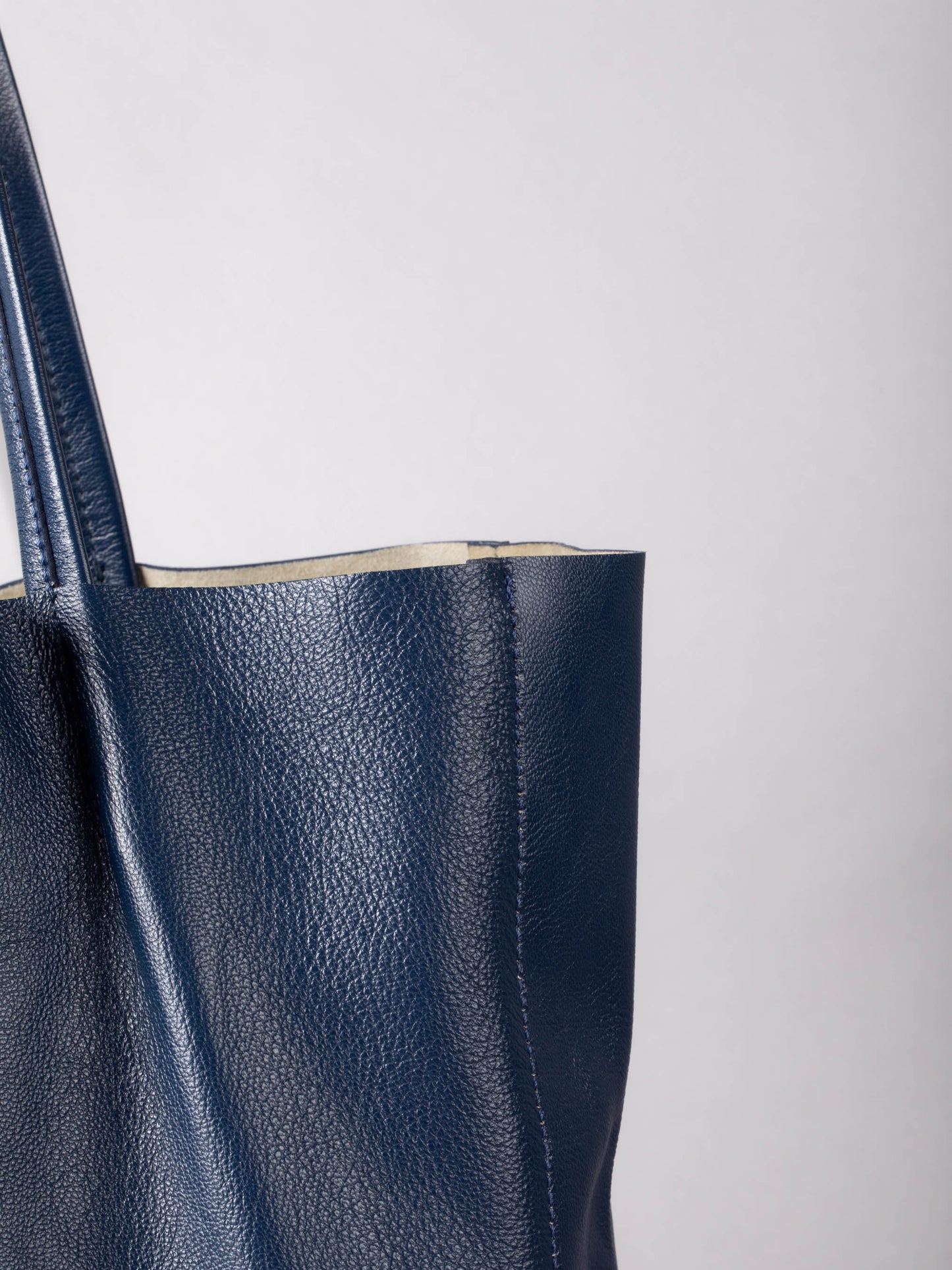 Tarn Leather Tote Bag