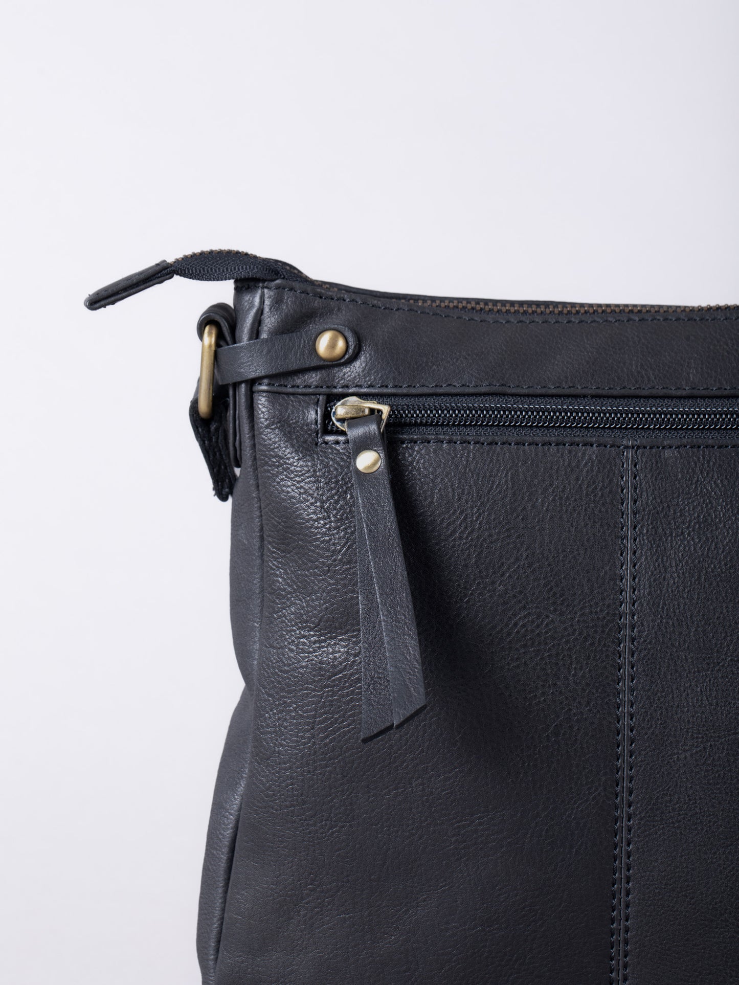 Harstone Large Leather Cross Body Bag