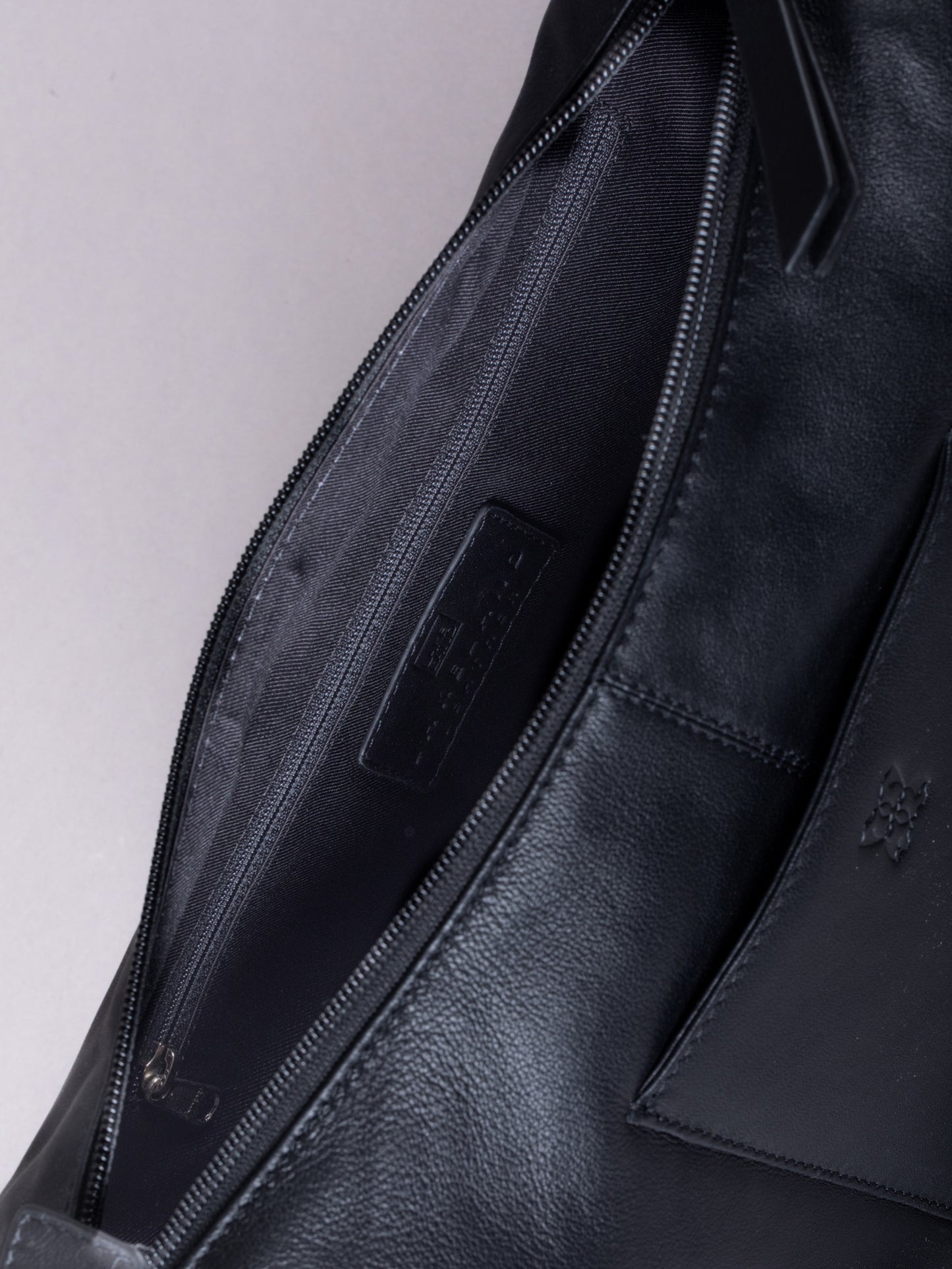 Talkin Leather Shoulder Bag