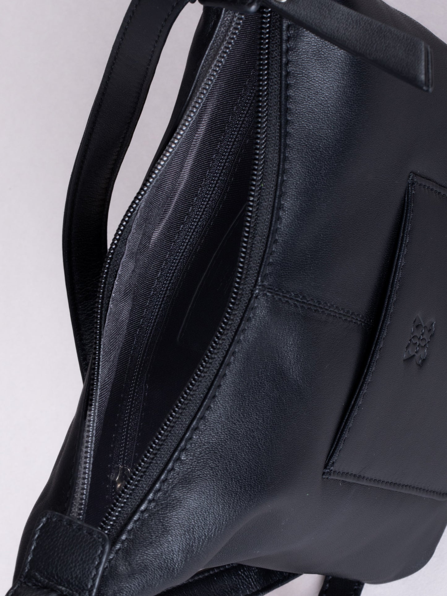 Talkin Medium Leather Cross Body Bag