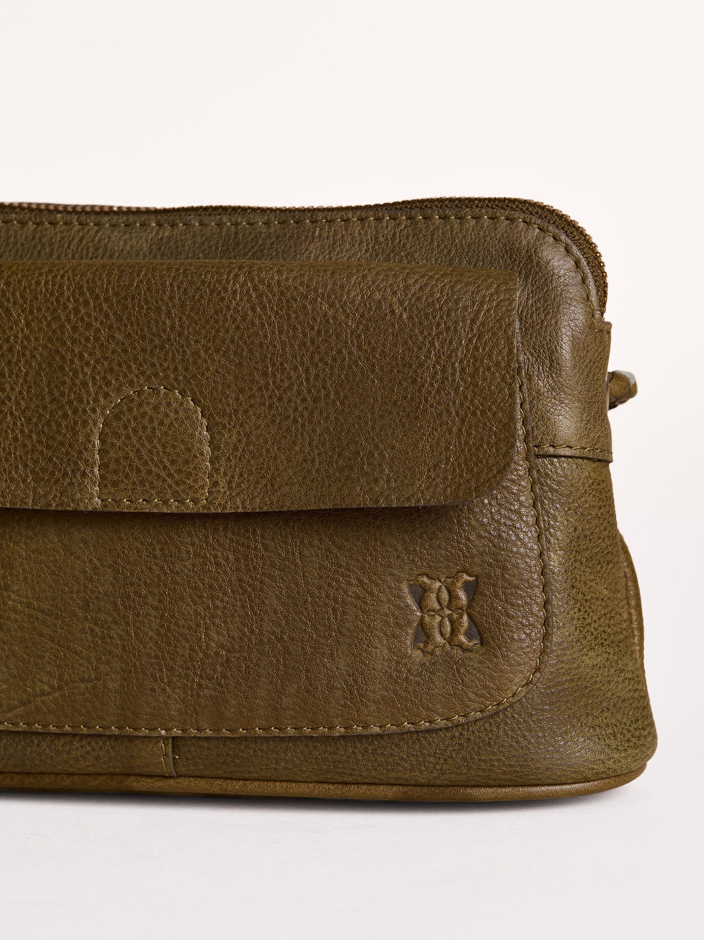 Staveley Cross Body Bag