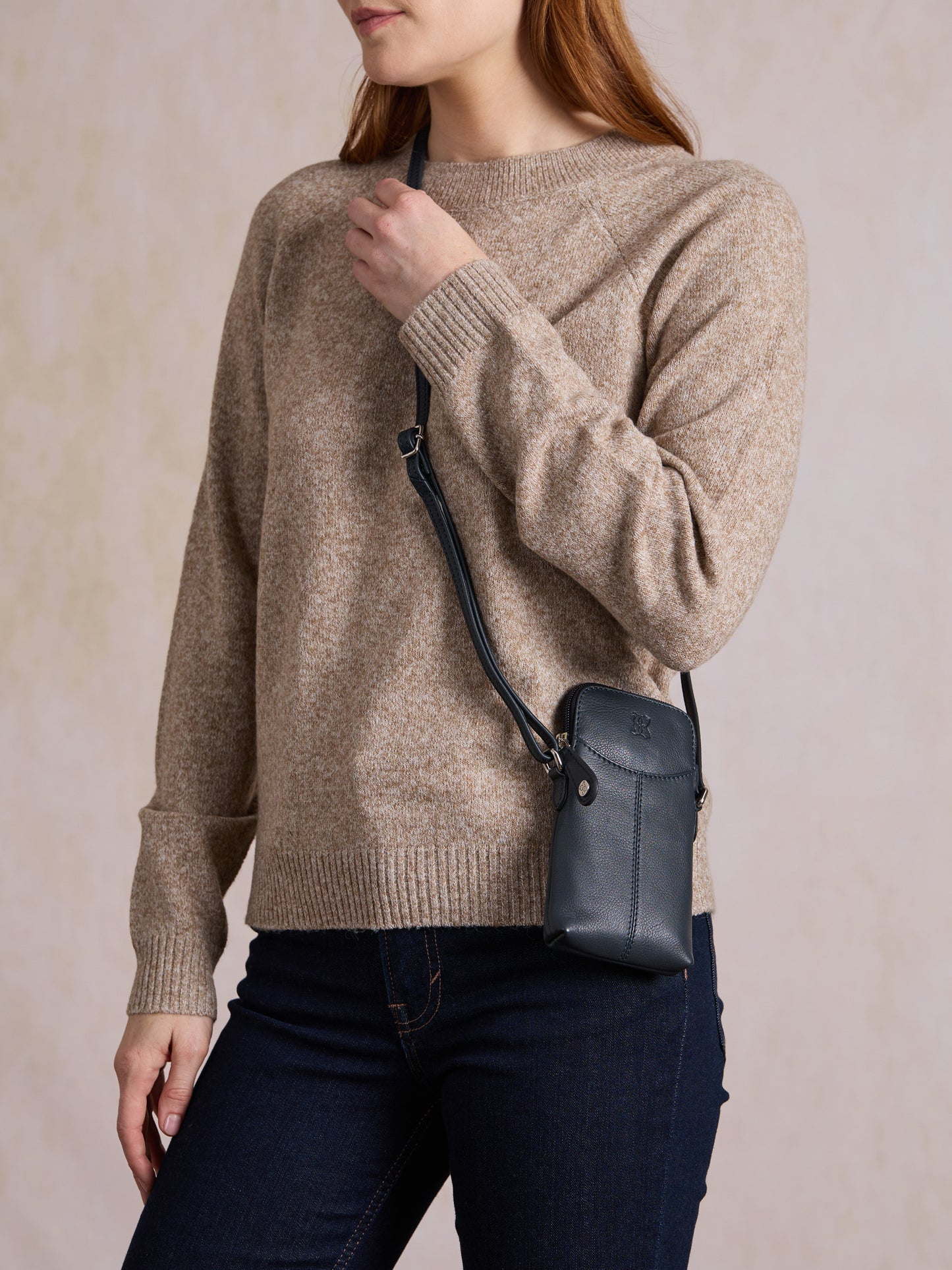 Bowston Leather Phone Bag