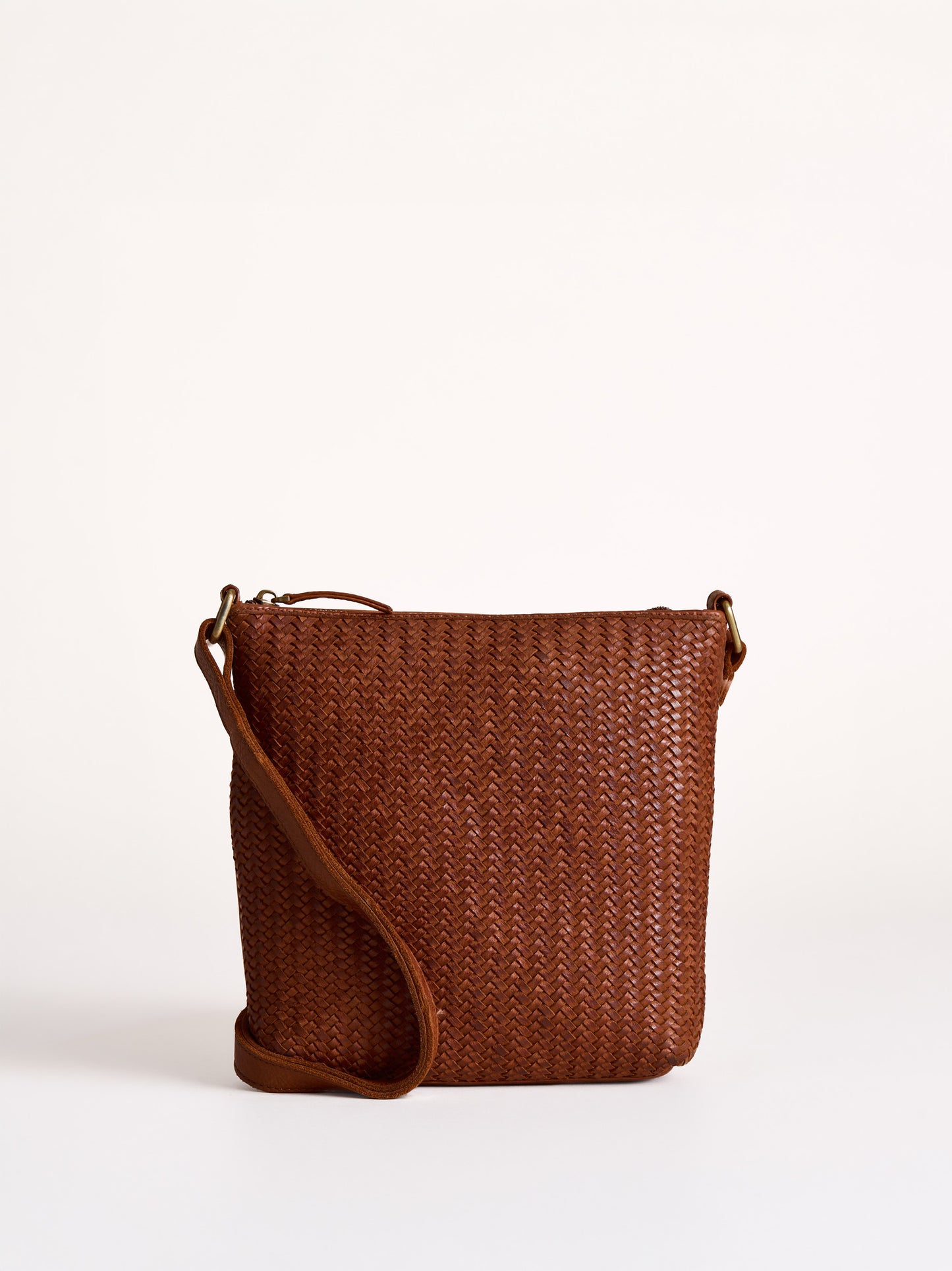 Wreay Cross Body Bag
