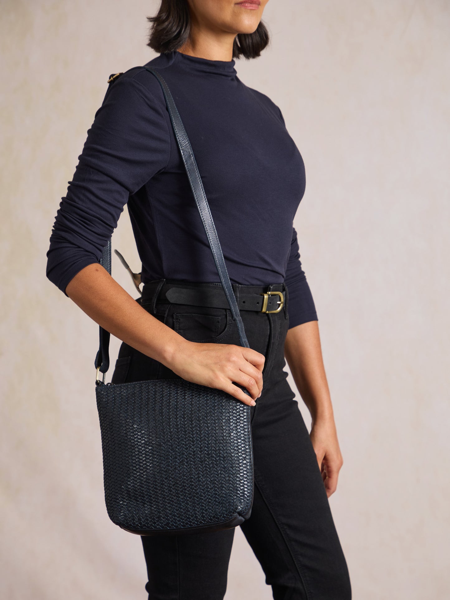 Wreay Cross Body Bag