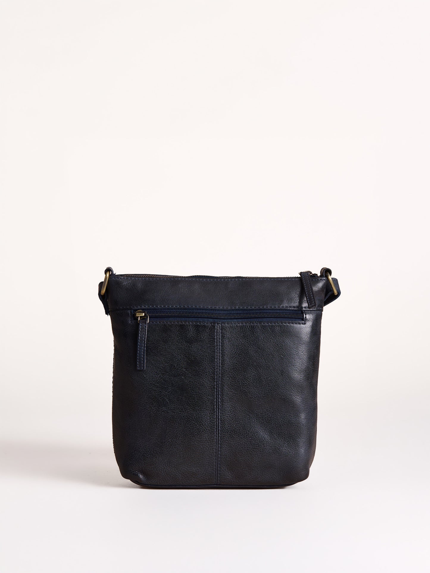 Wreay Cross Body Bag