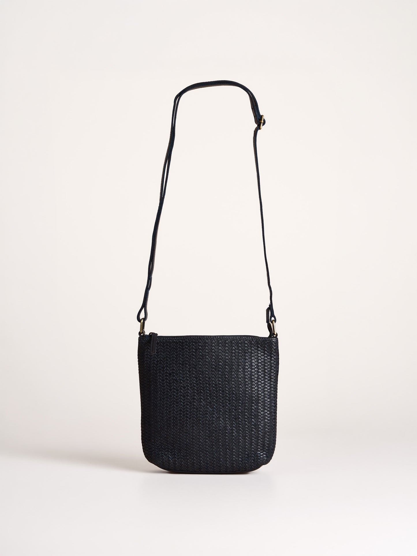 Wreay Cross Body Bag