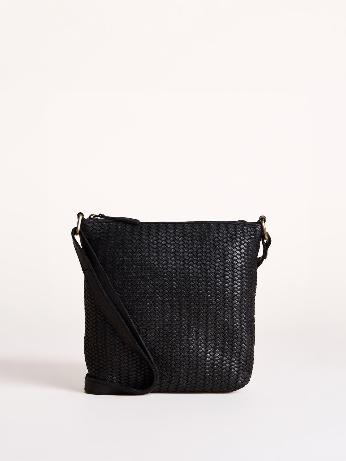 Wreay Cross Body Bag