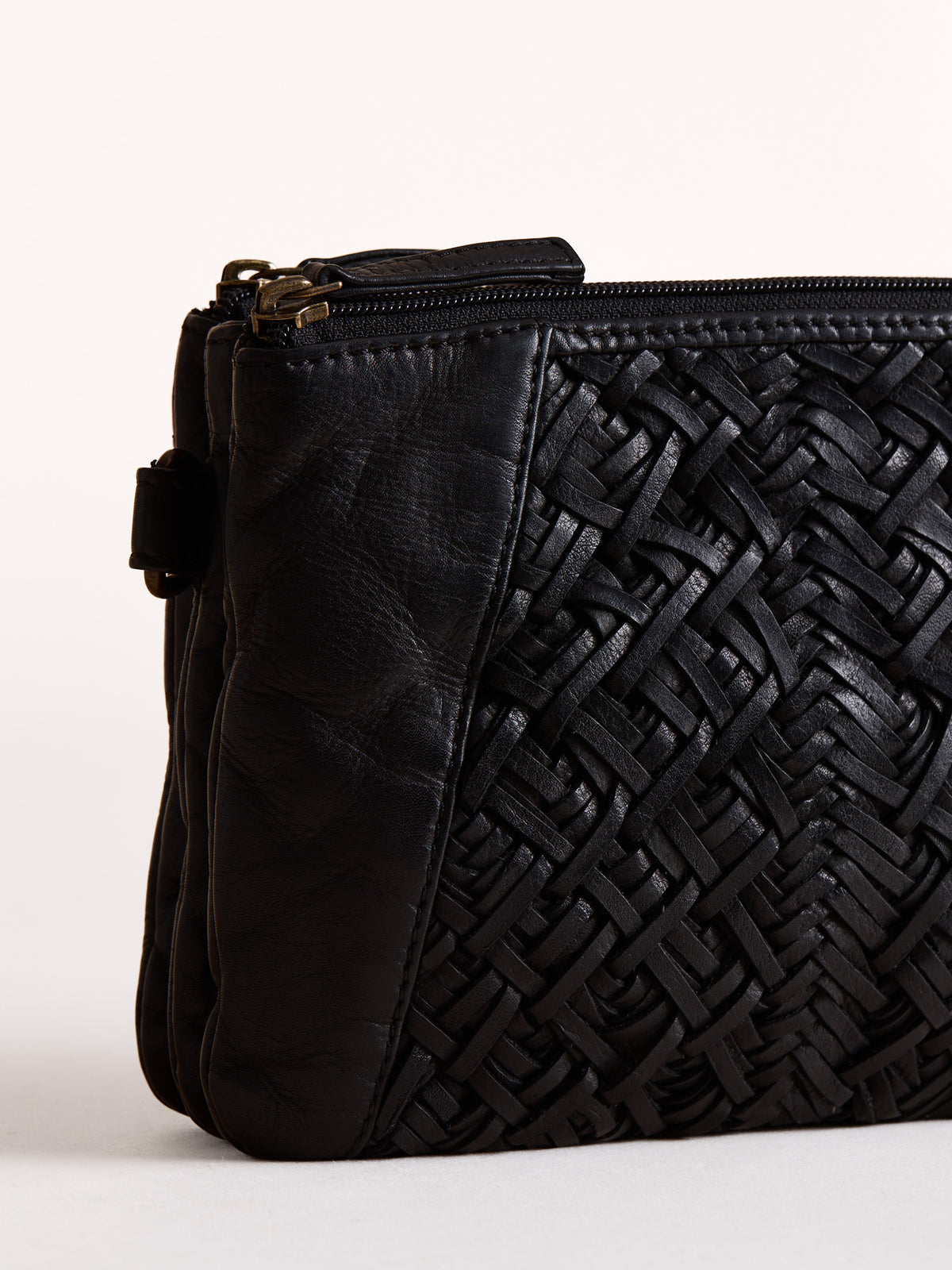 Plumpton Leather Crossbody Bag