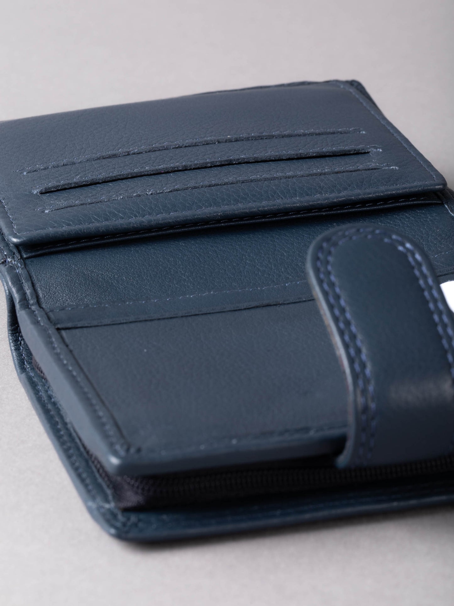 Small Leather Tab Purse