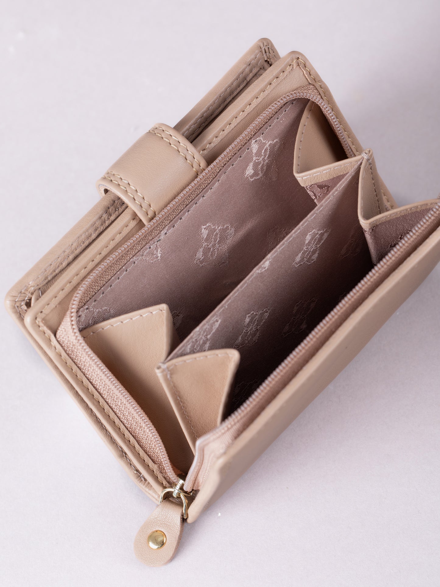 Small Leather Tab Purse