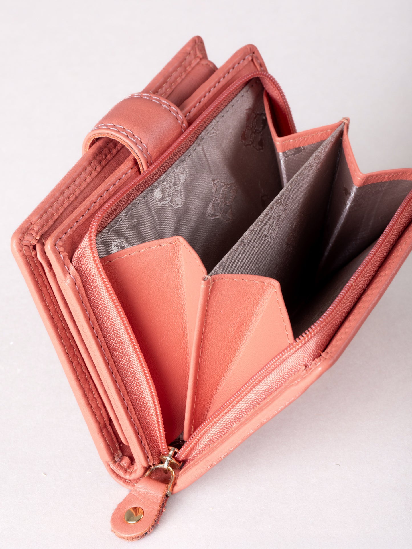 Small Leather Tab Purse