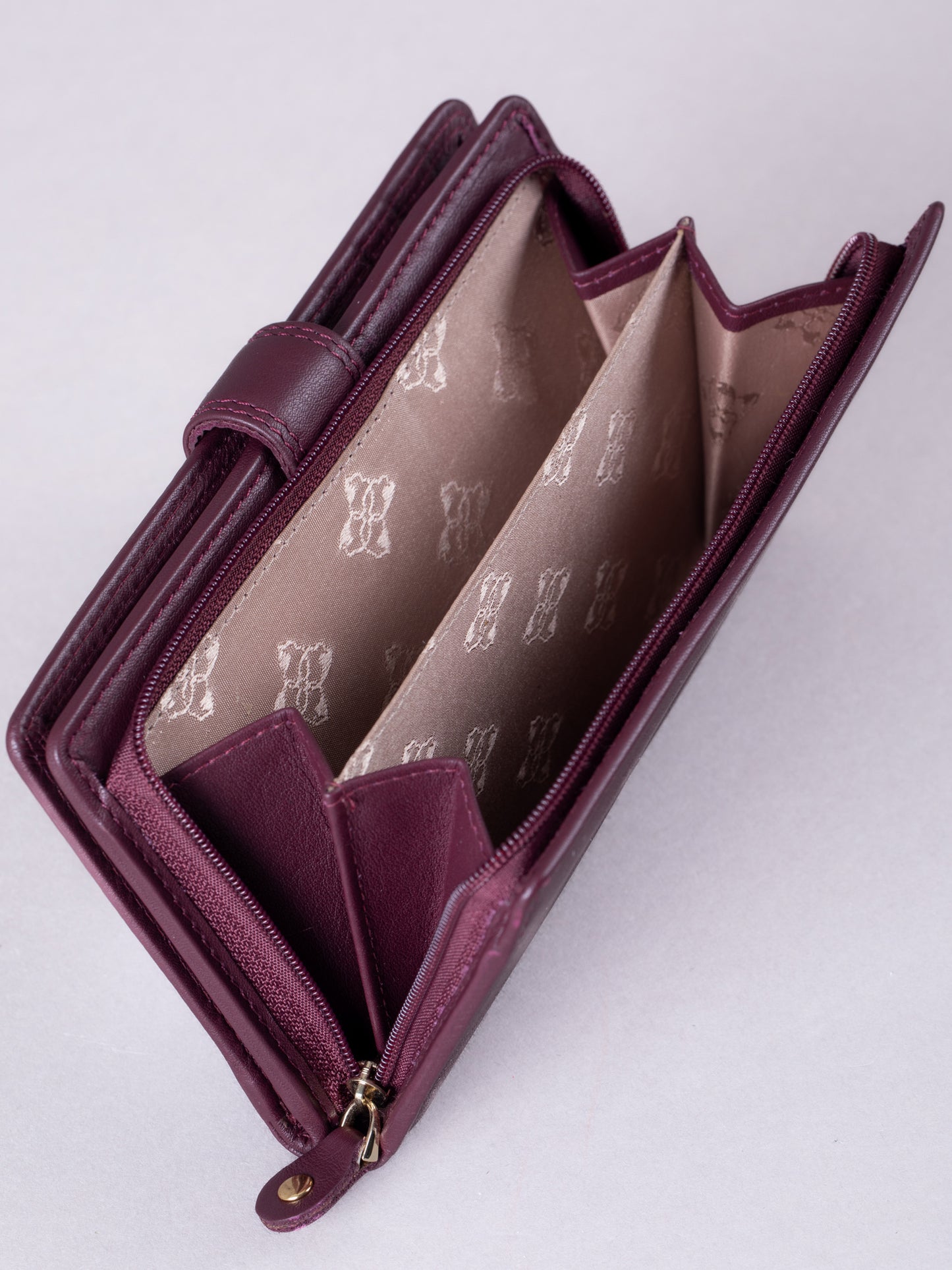 Medium Leather Tab Purse