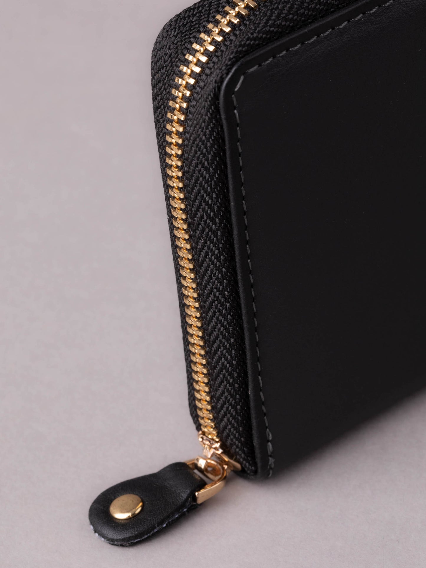 Small Leather Zip Purse
