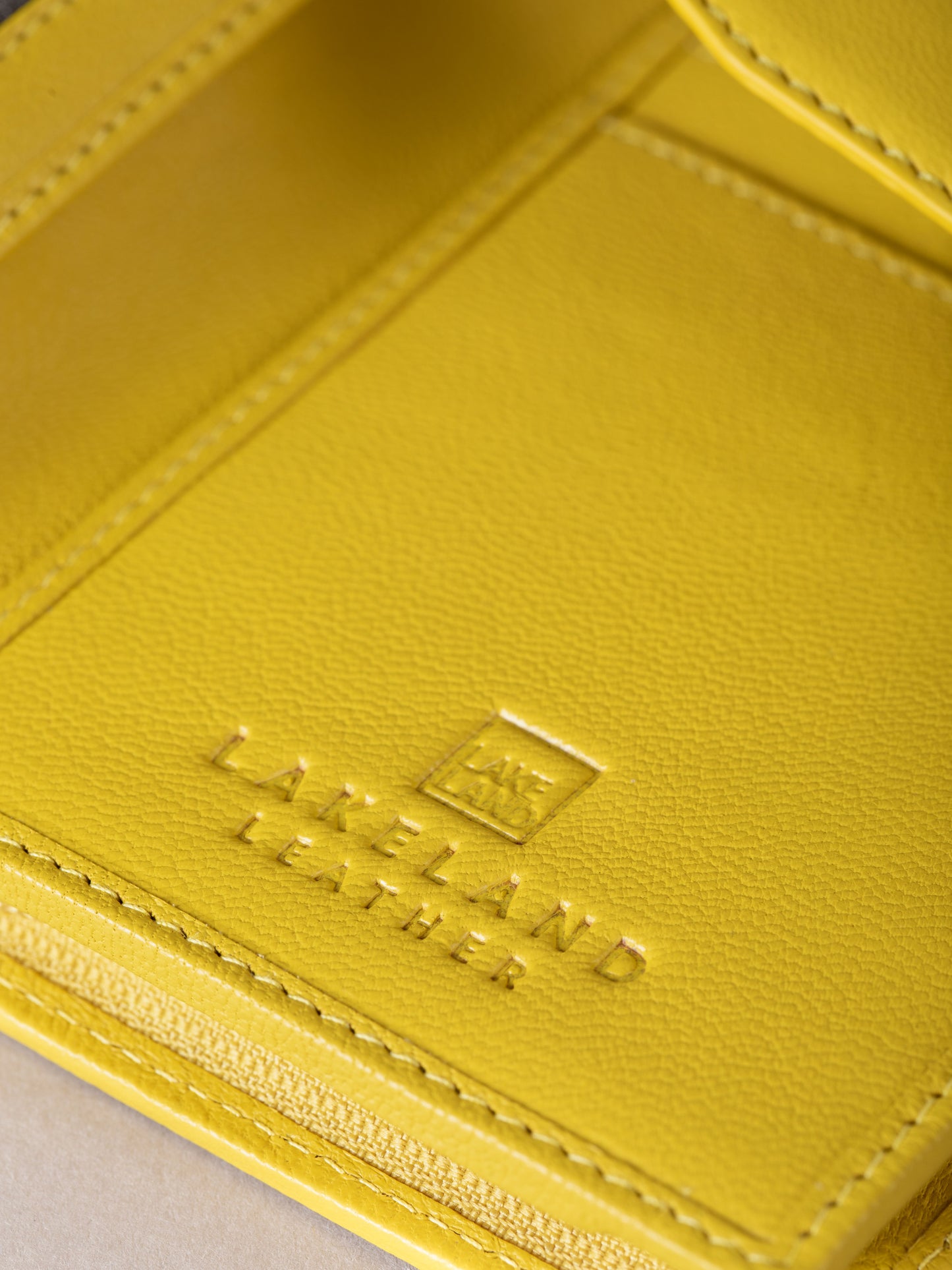 Icon Stud Large Leather Tab Purse