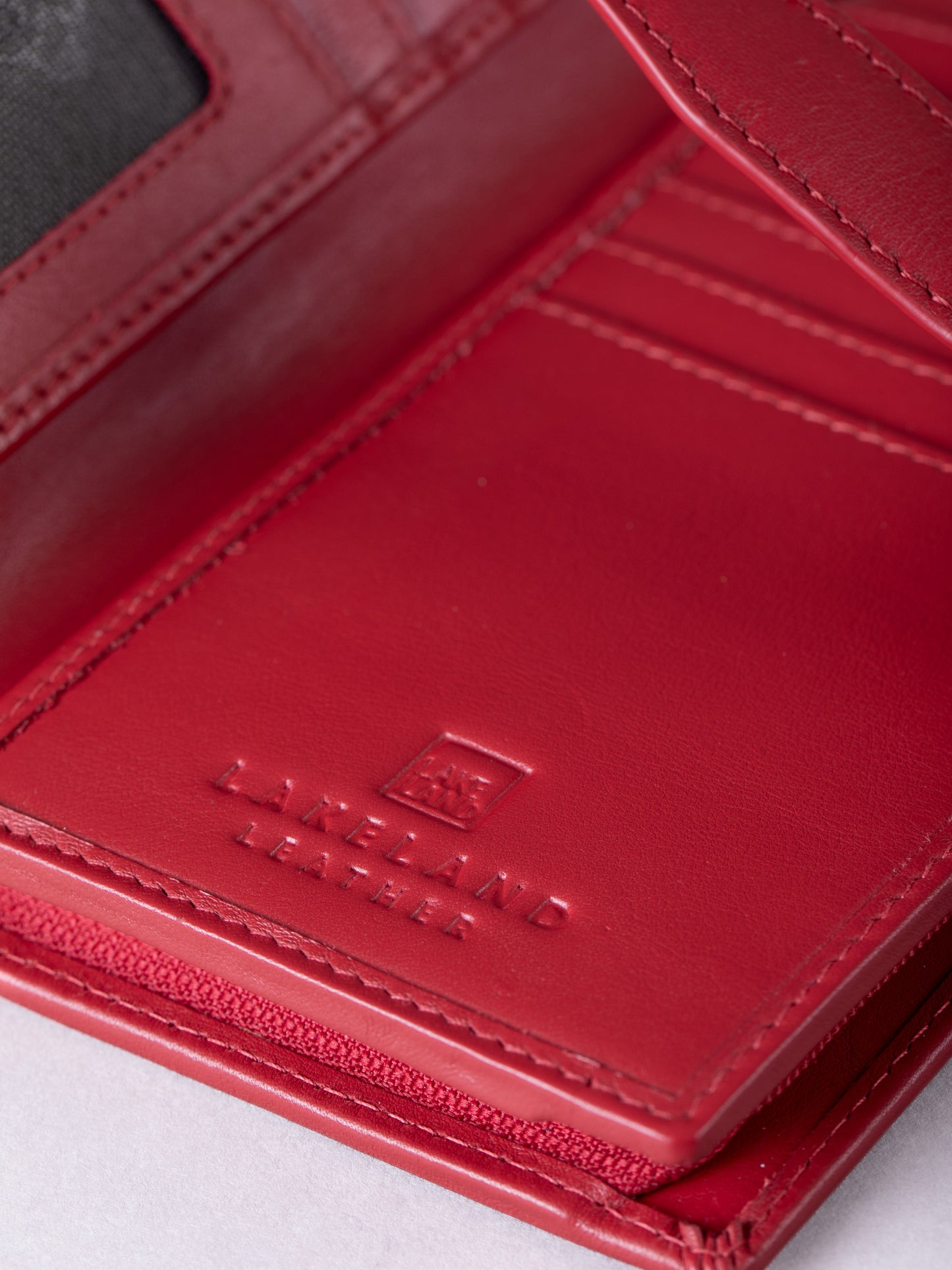 Icon Stud Large Leather Tab Purse