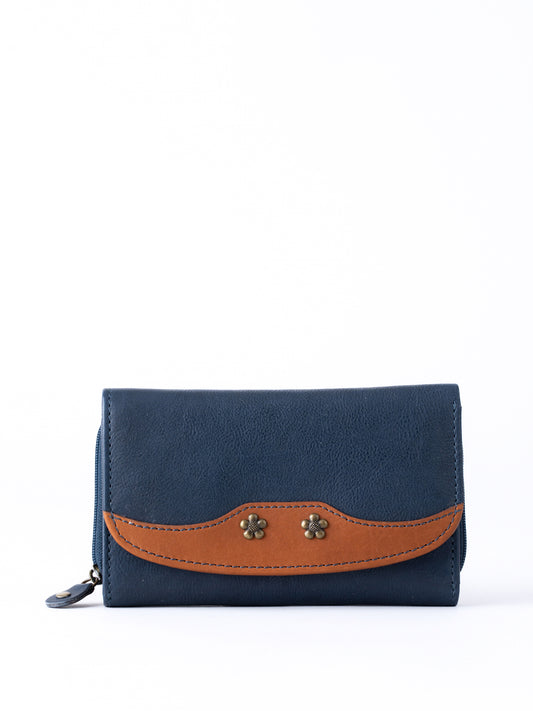 Hartsop Flapover Leather Purse