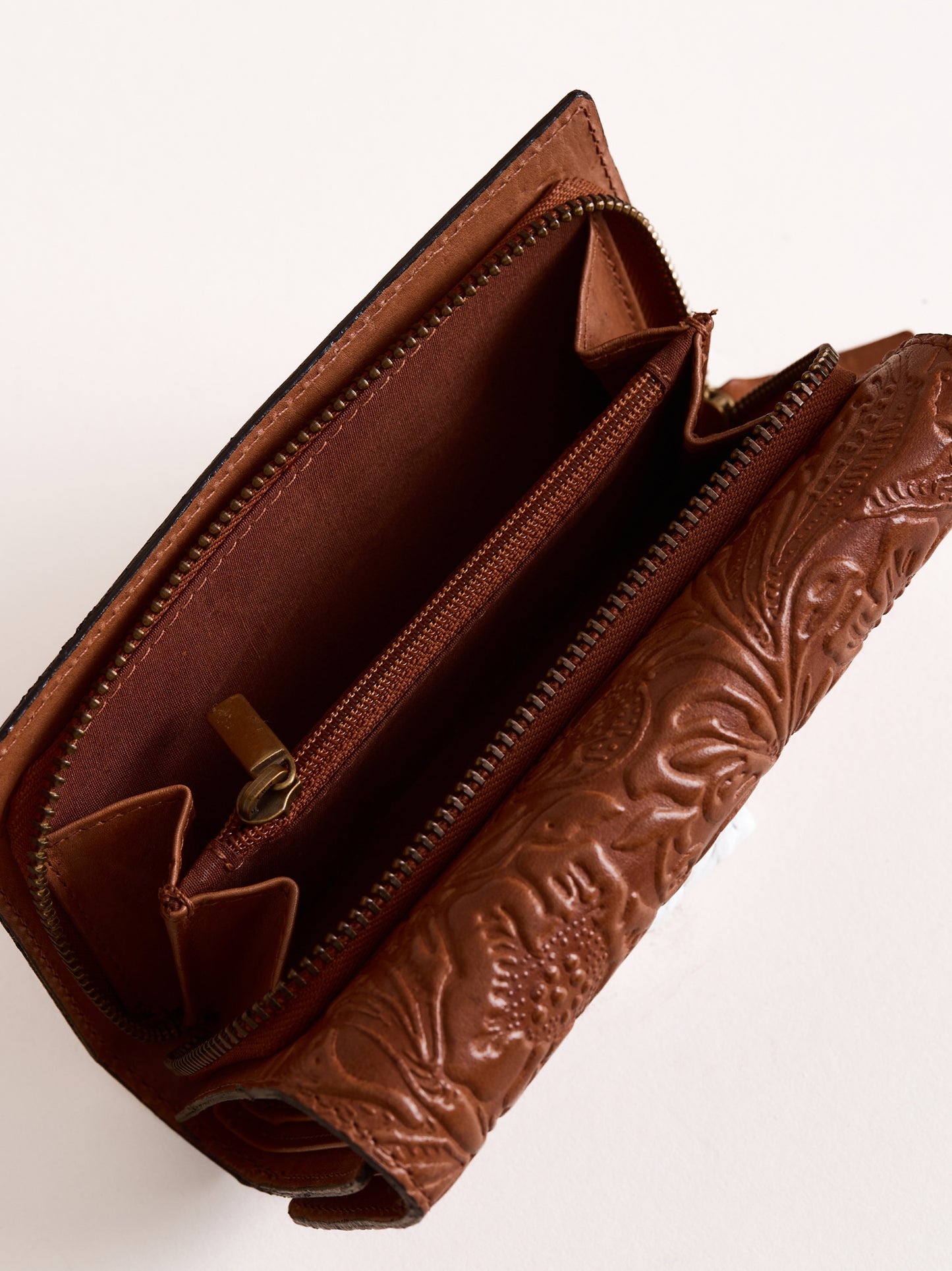 Temple Leather Purse