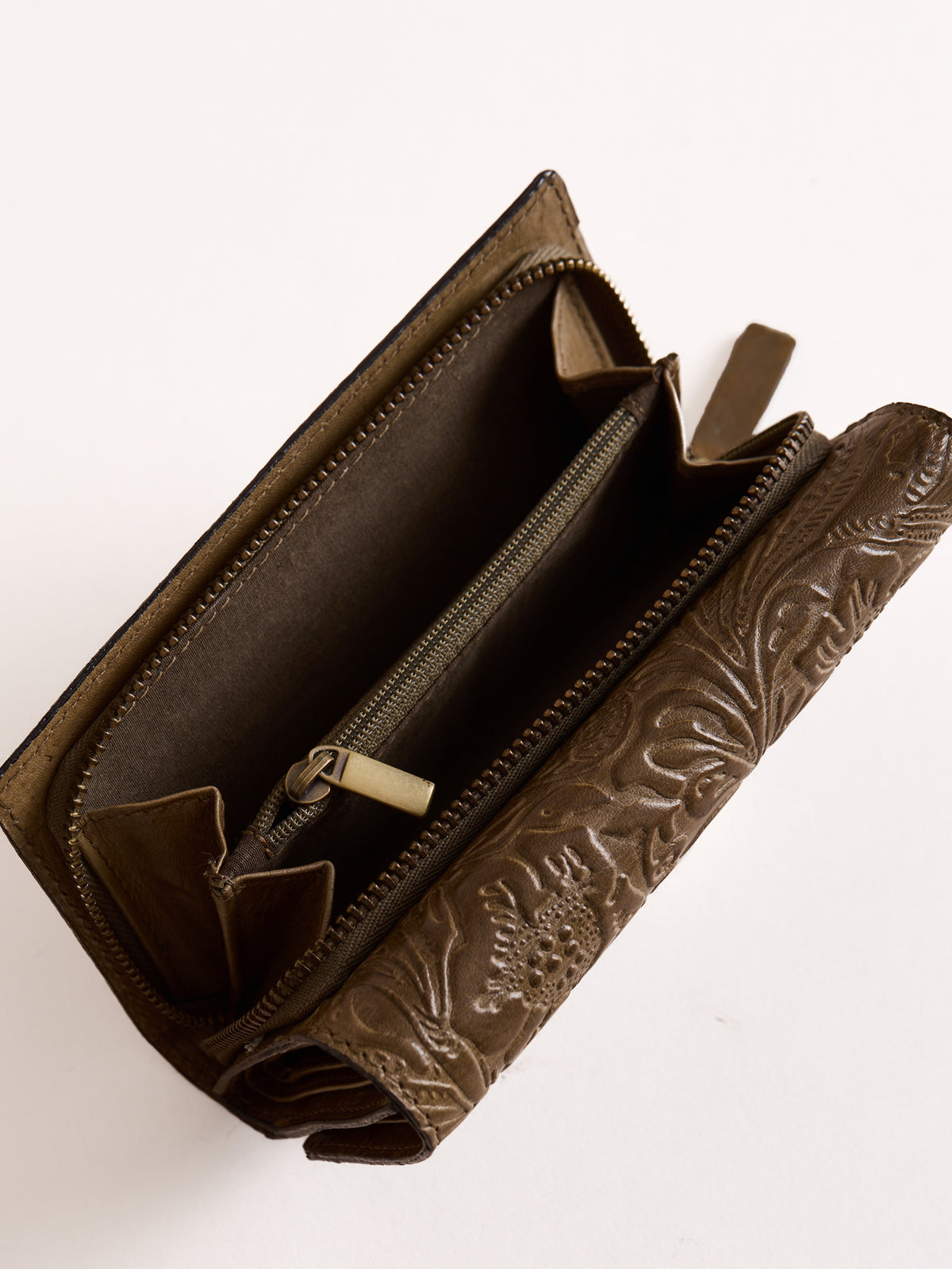 Temple Leather Purse
