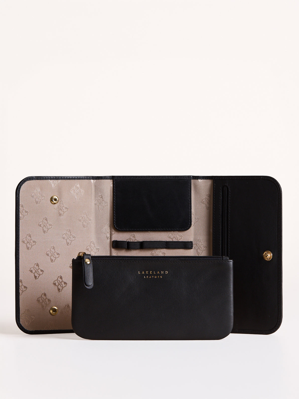 Grasmere Leather Beauty Roll