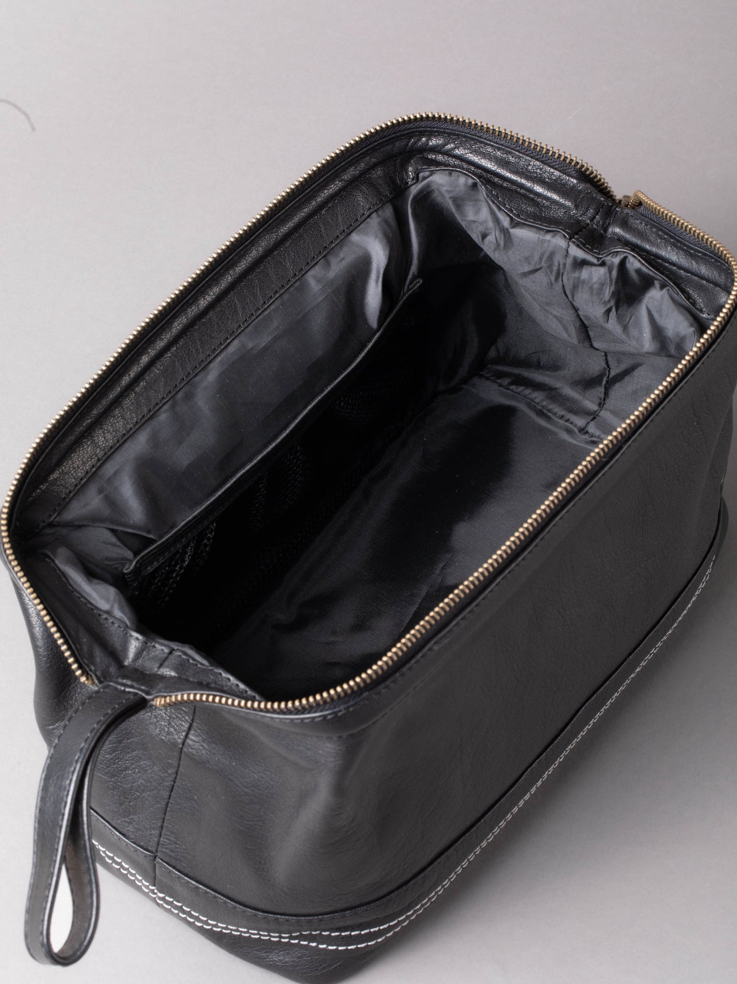 Keswick Leather Washbag