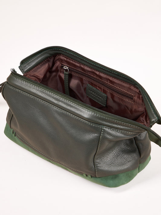 Stapleton Leather Washbag