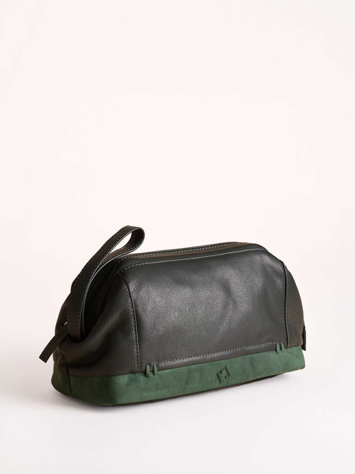 Stapleton Leather Washbag