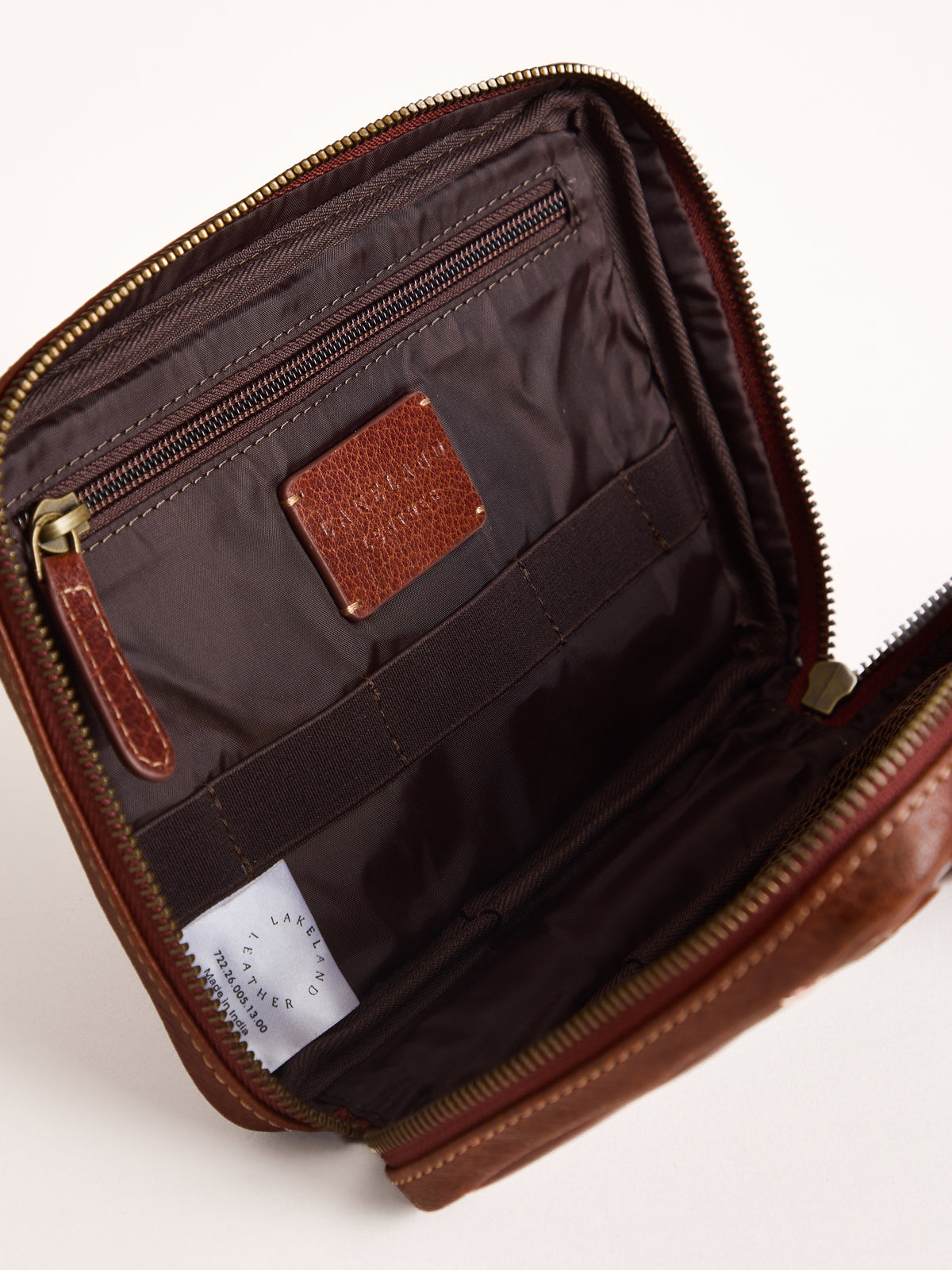 Kentmere Travel Tidy