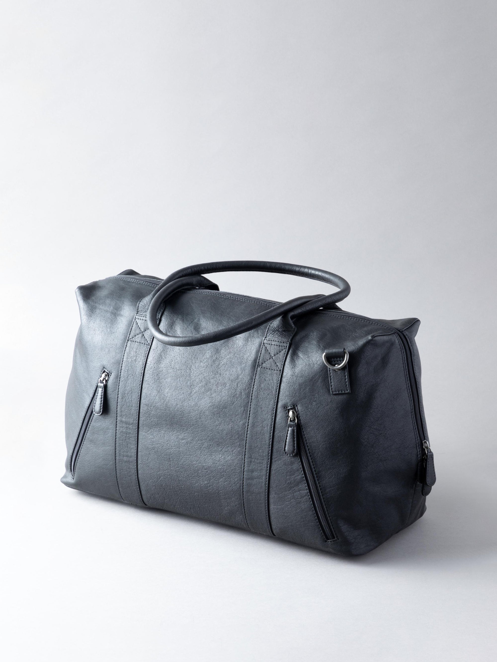 Discoverer Large Leather Holdall
