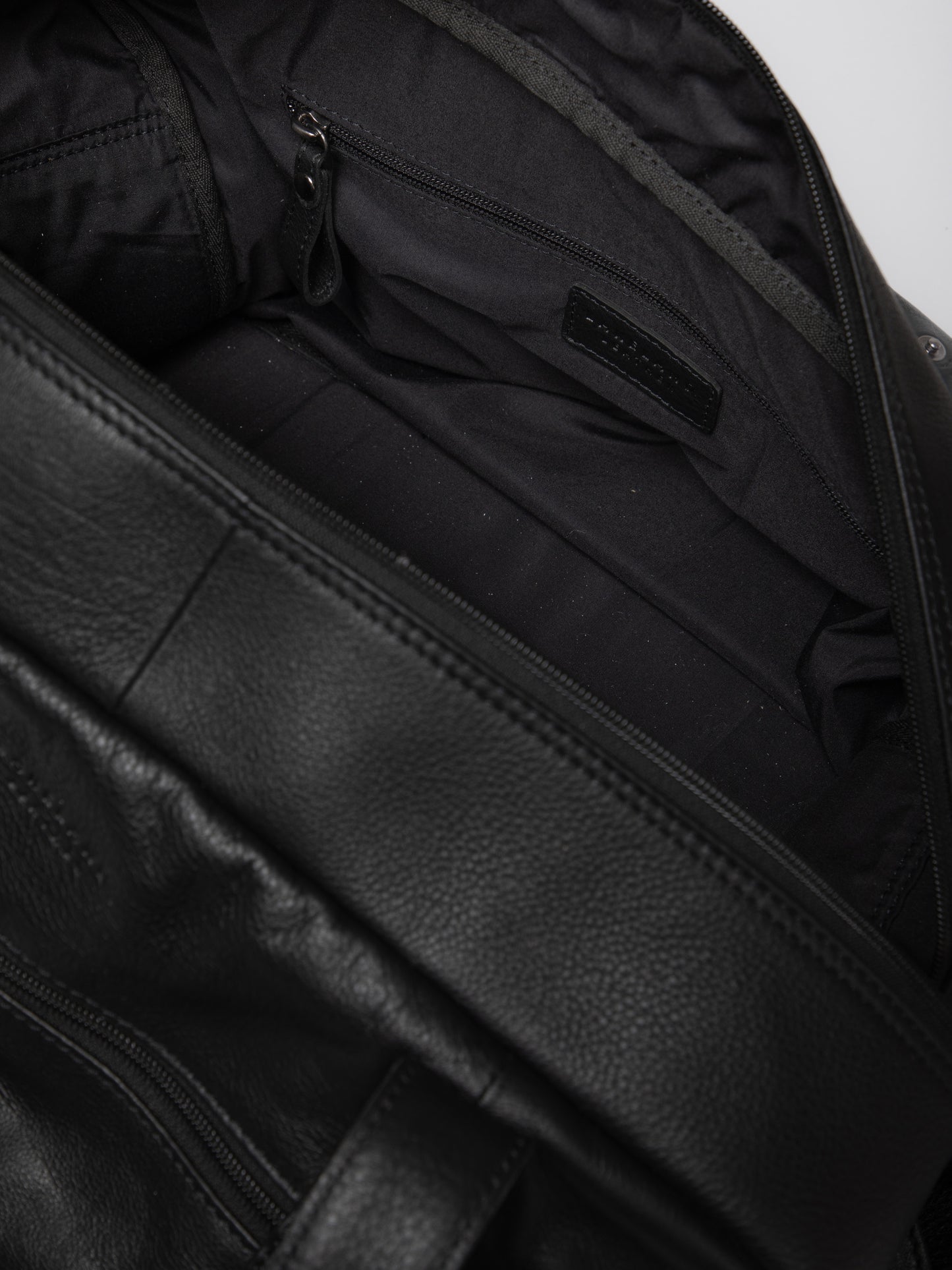 Silloth Leather Medium Holdall