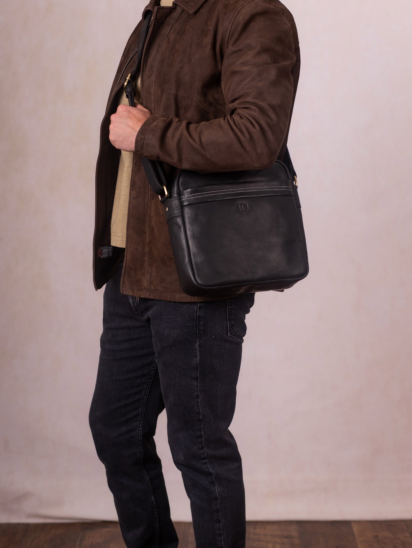 Keswick Small Leather Messenger Bag