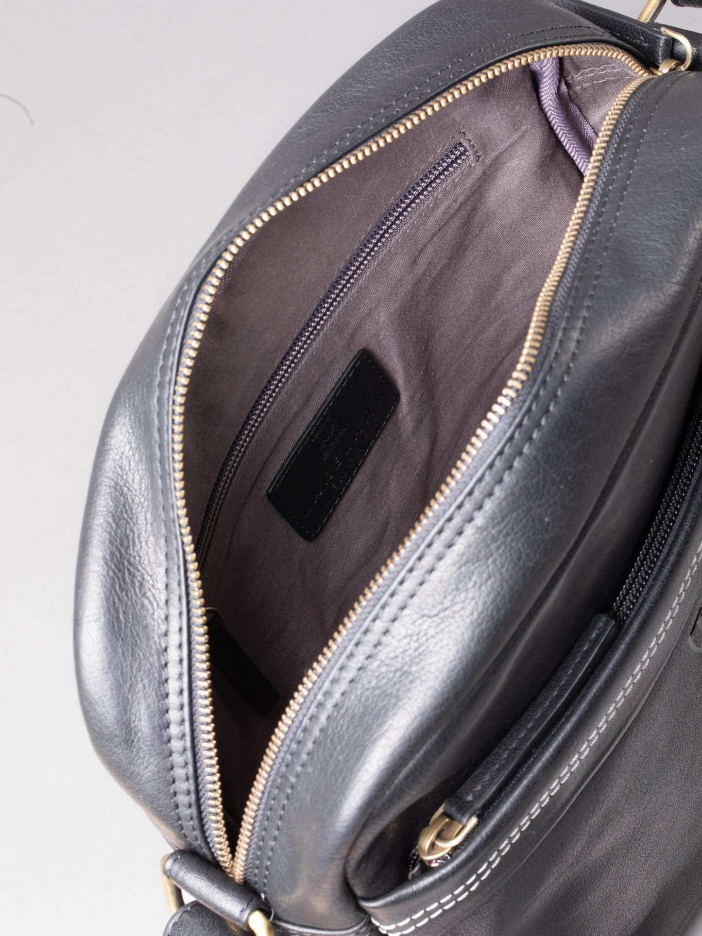 Keswick Small Leather Messenger Bag