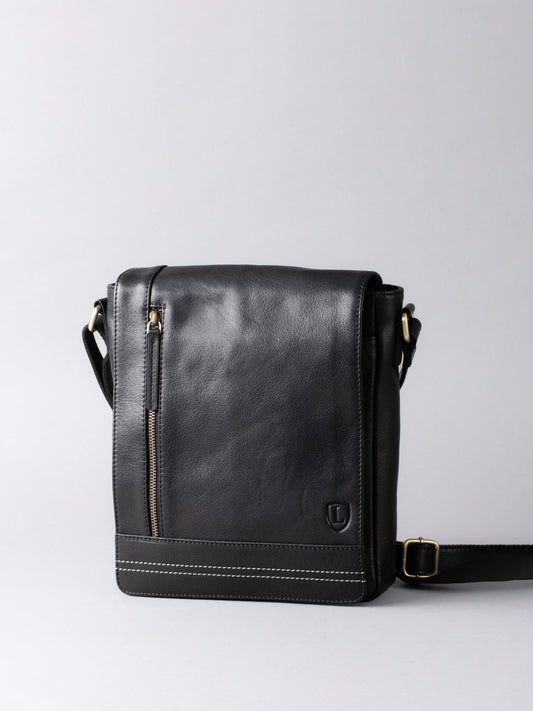 Keswick Medium Leather Messenger Bag