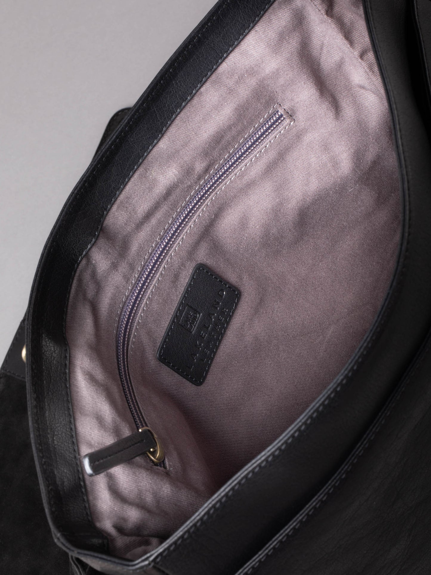 Keswick Large Leather Messenger Bag