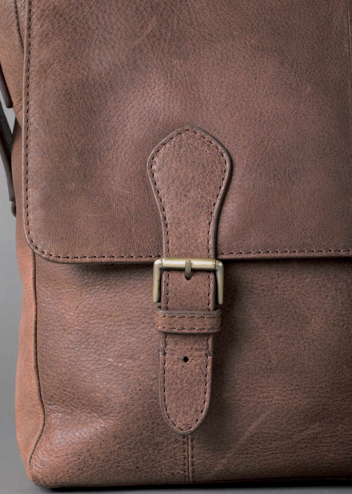 Hutton Leather Messenger Bag