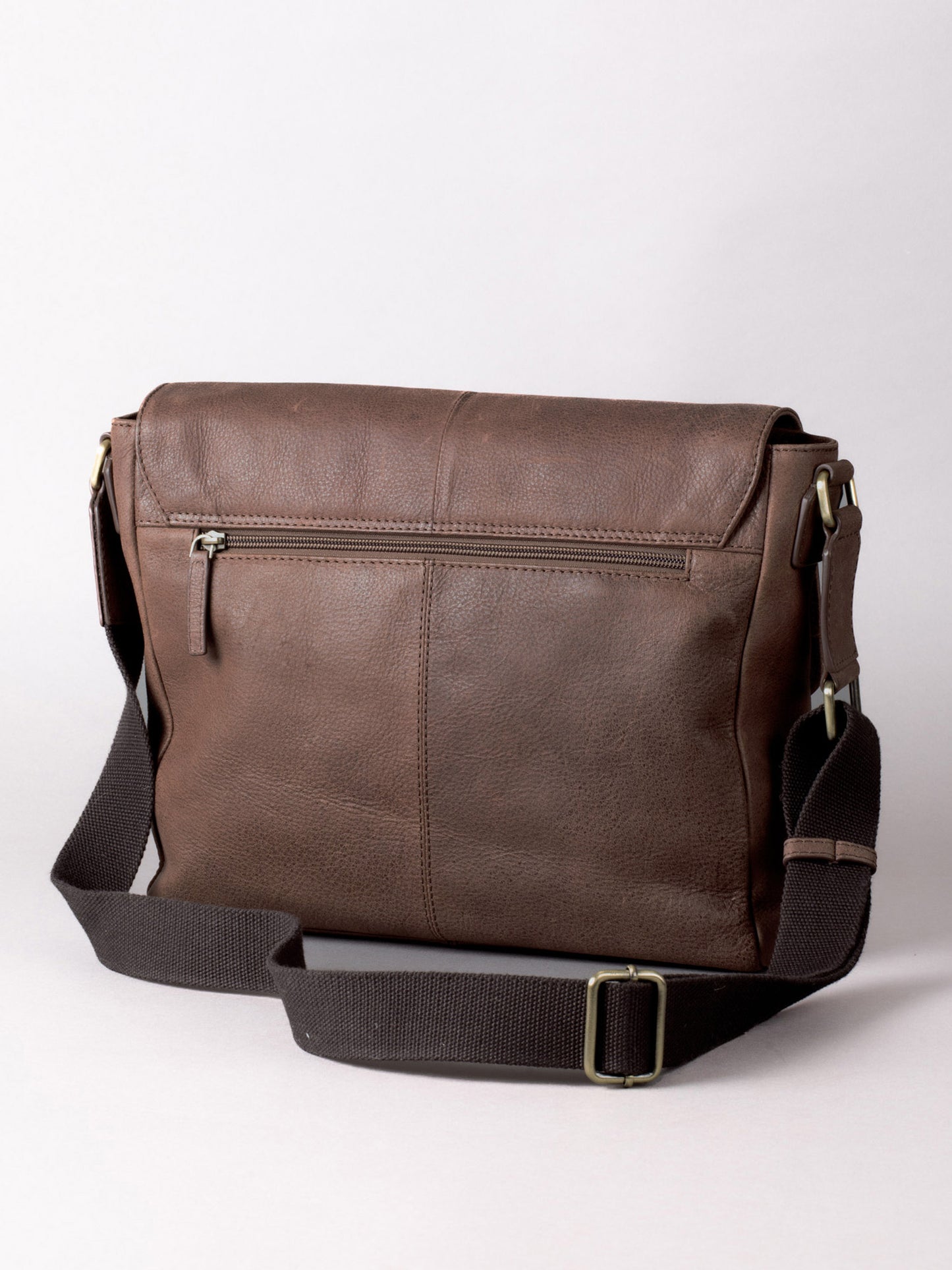 Hutton Leather Messenger Bag