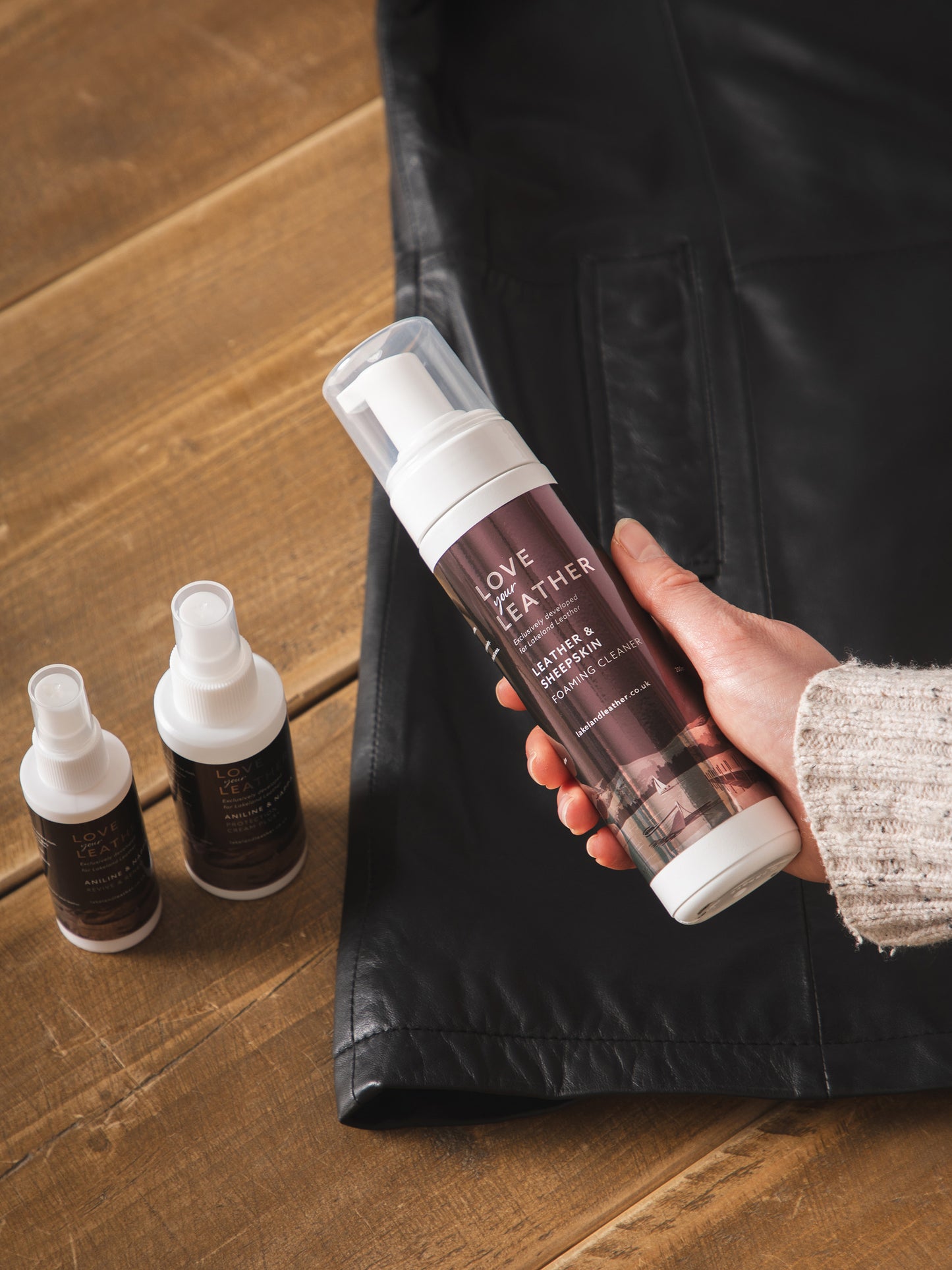 Leather & Sheepskin Foaming Cleaner