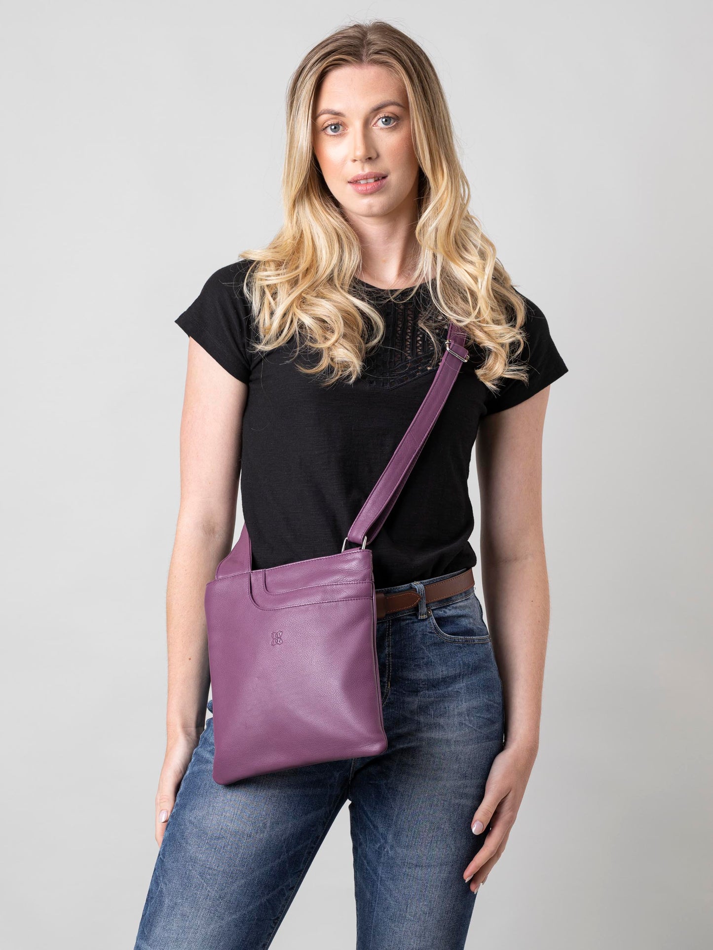 Allerdale Leather Cross Body Bag