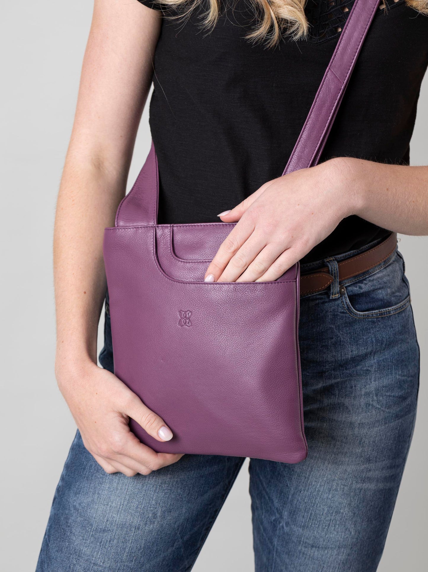 Allerdale Leather Cross Body Bag