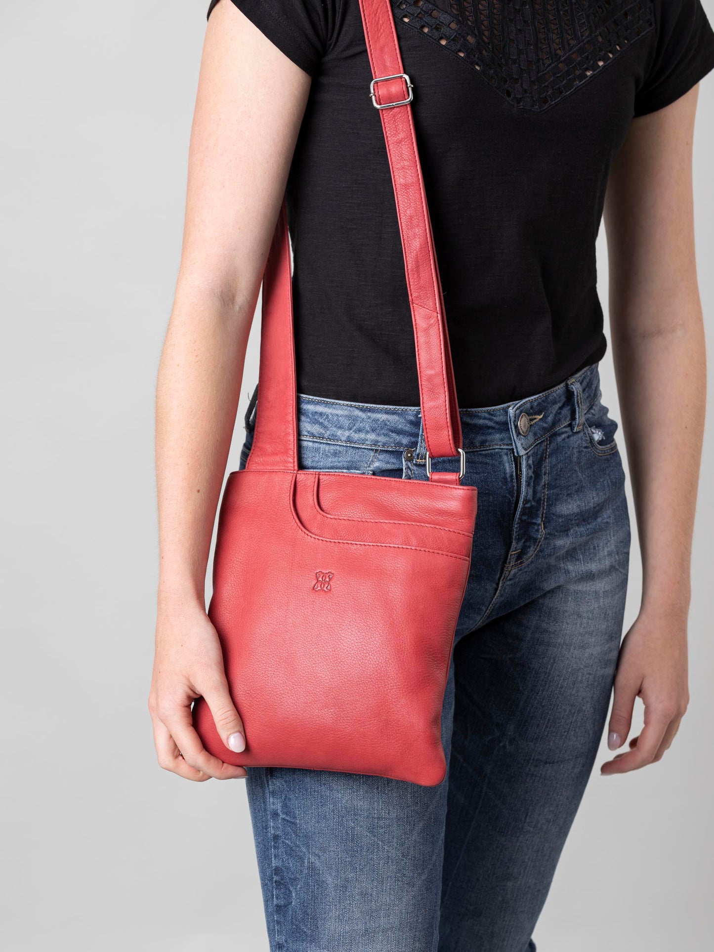 Allerdale Leather Cross Body Bag