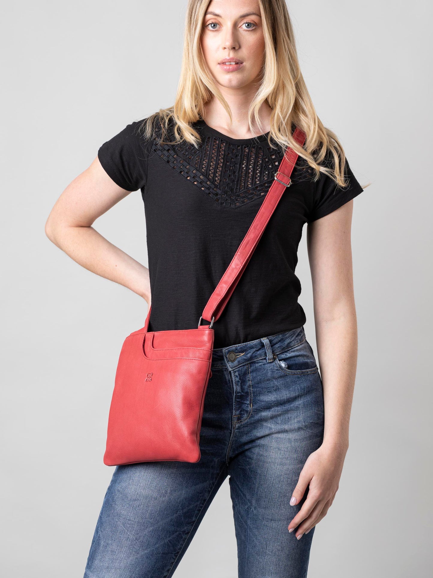 Allerdale Leather Cross Body Bag